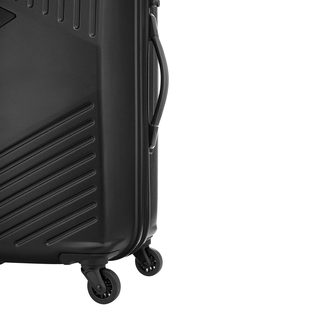 briscoes american tourister luggage