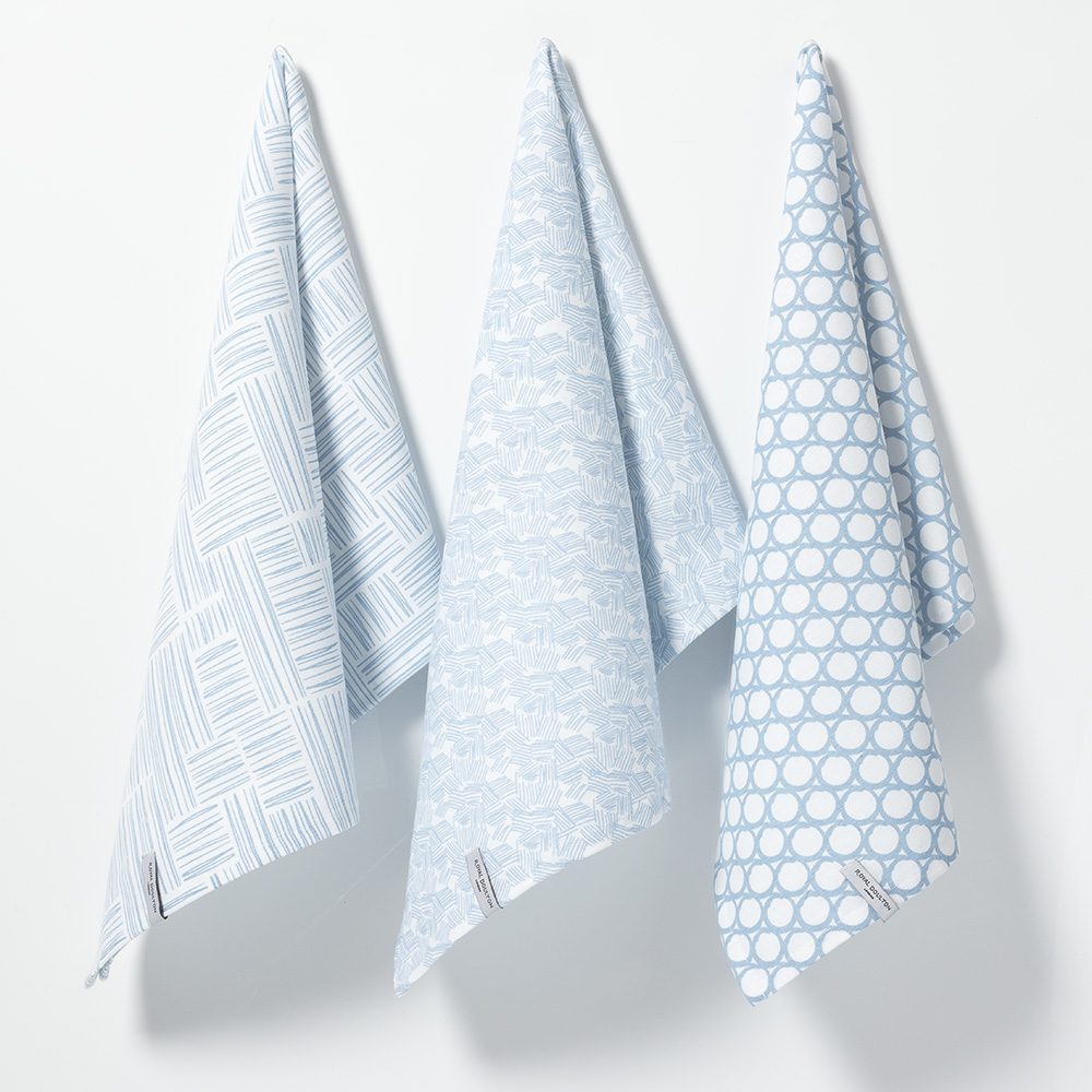 blue tea towels