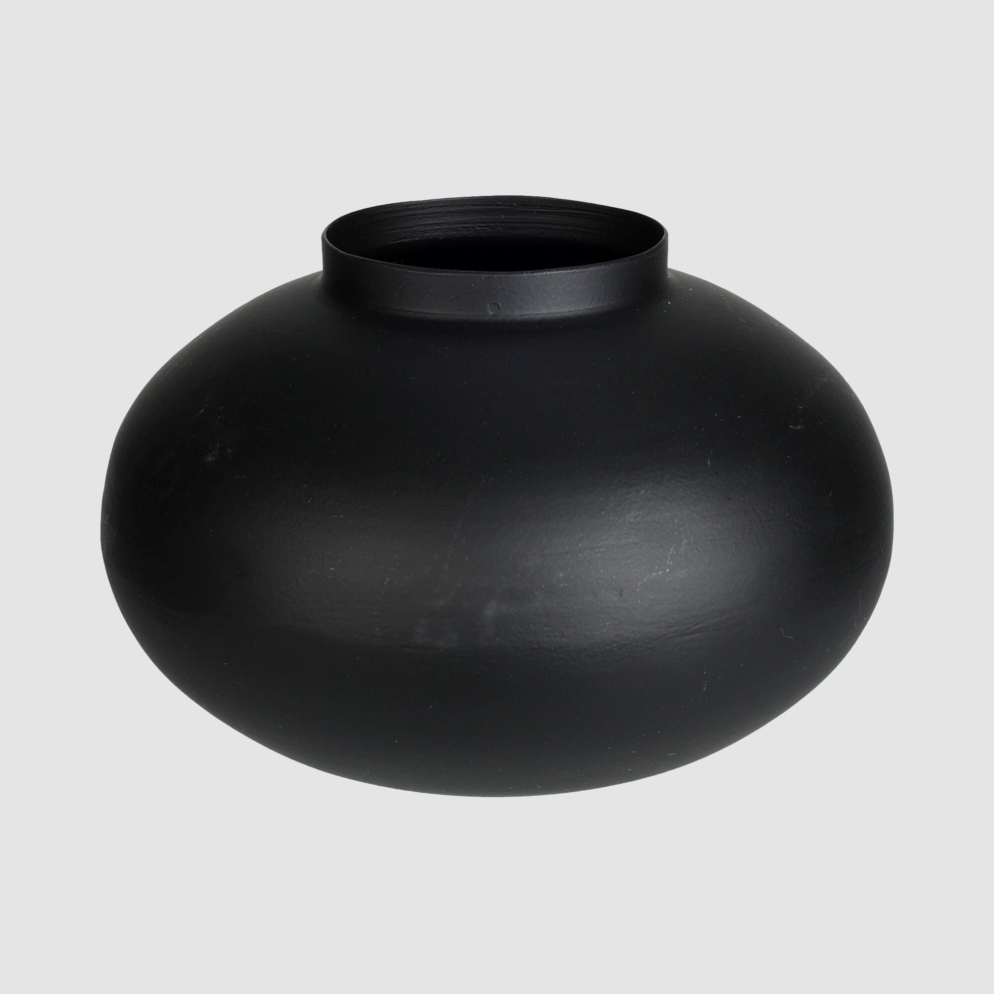 Metal Vase Black in 3 Assorted Designs
