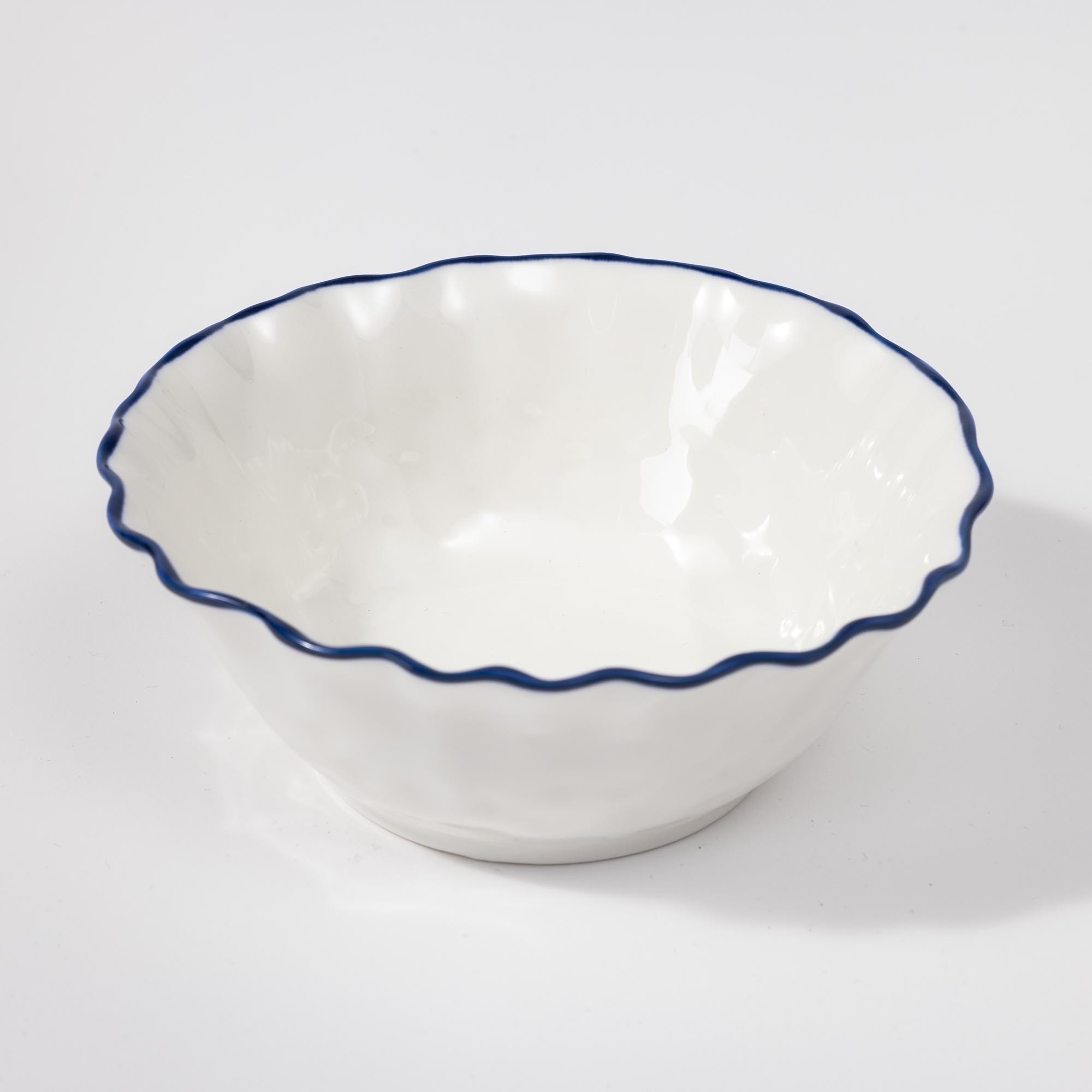 Hampton & Mason Ada Bowl with Blue Rim 16cm
