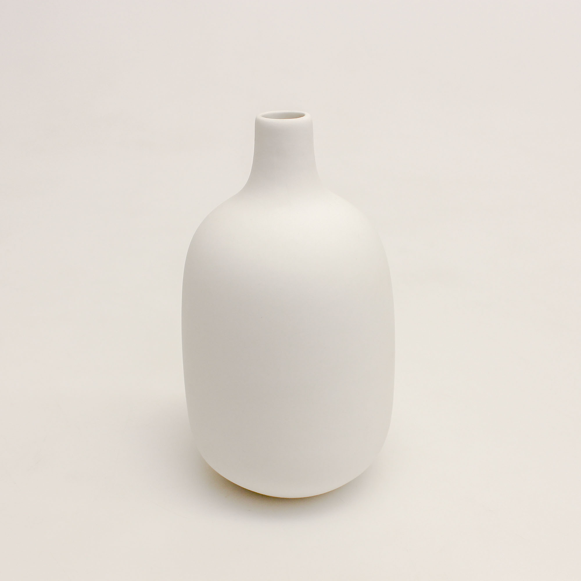 Ceramic Vase White 10x10x17.5cm