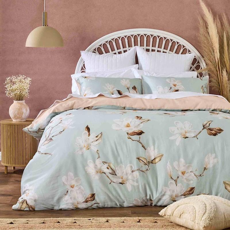 Magnolia Home Duvet and pillow cases (2) outlet