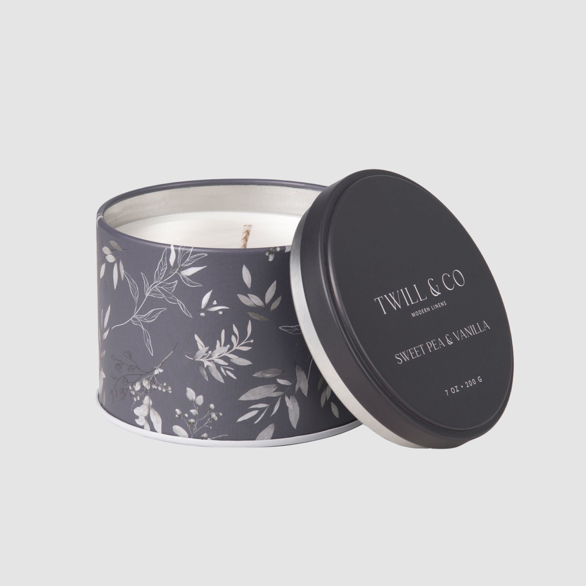 Twill & Co Tin Candle Twiggy Purple 200g