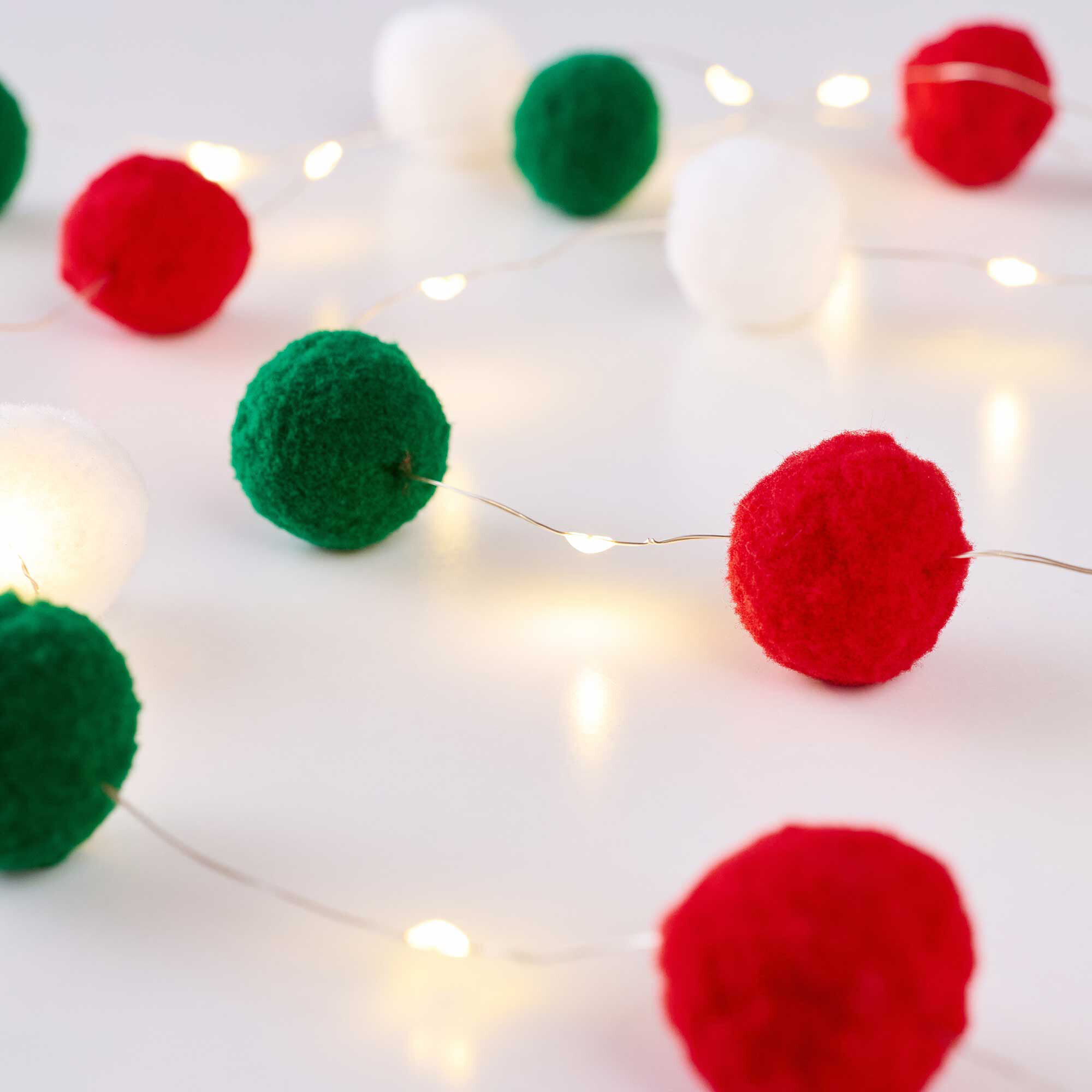 Southern Lights Pom Pom String Lights 20 Cotton Balls Large