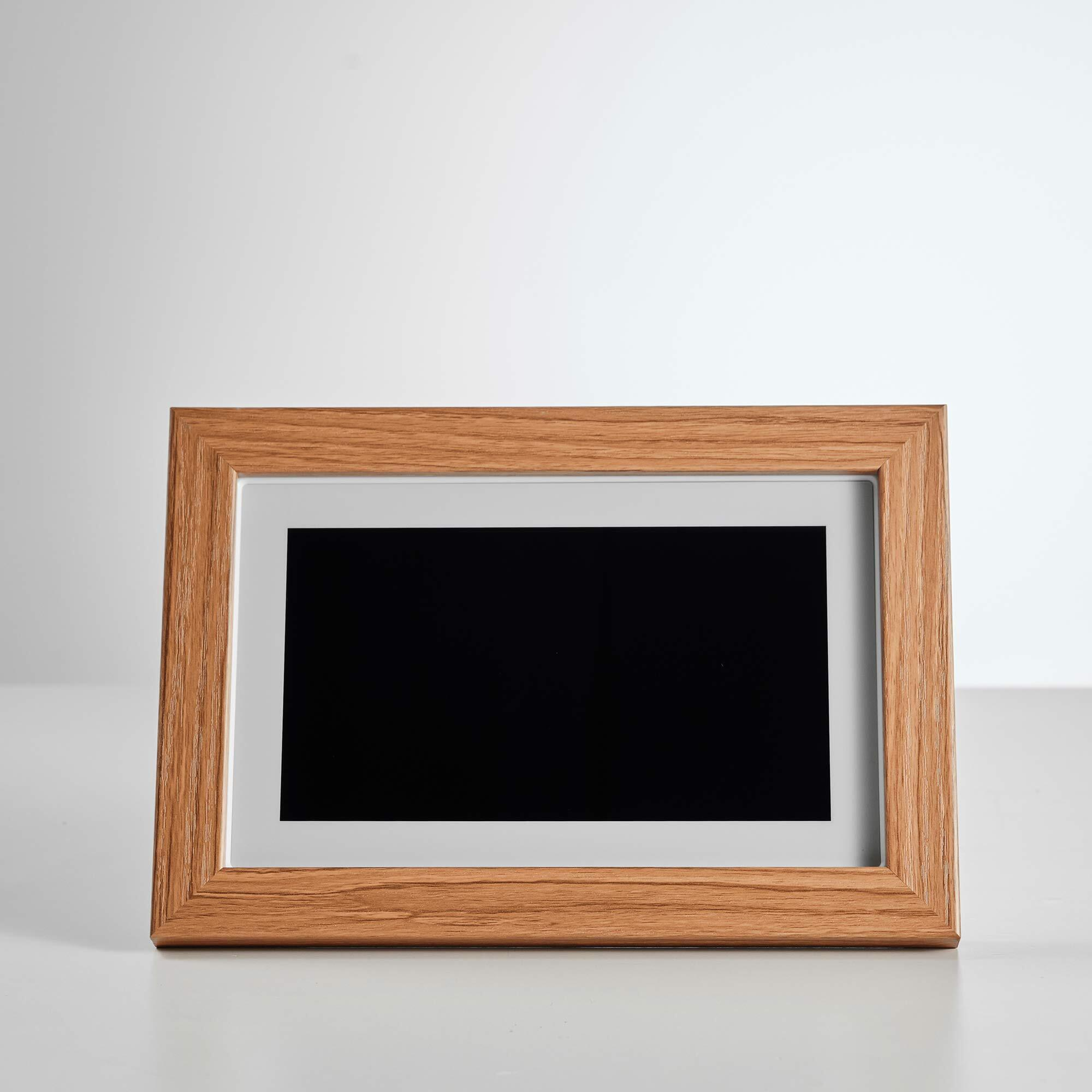 Jackson Frameo Smart Digital Frame Oak 7in